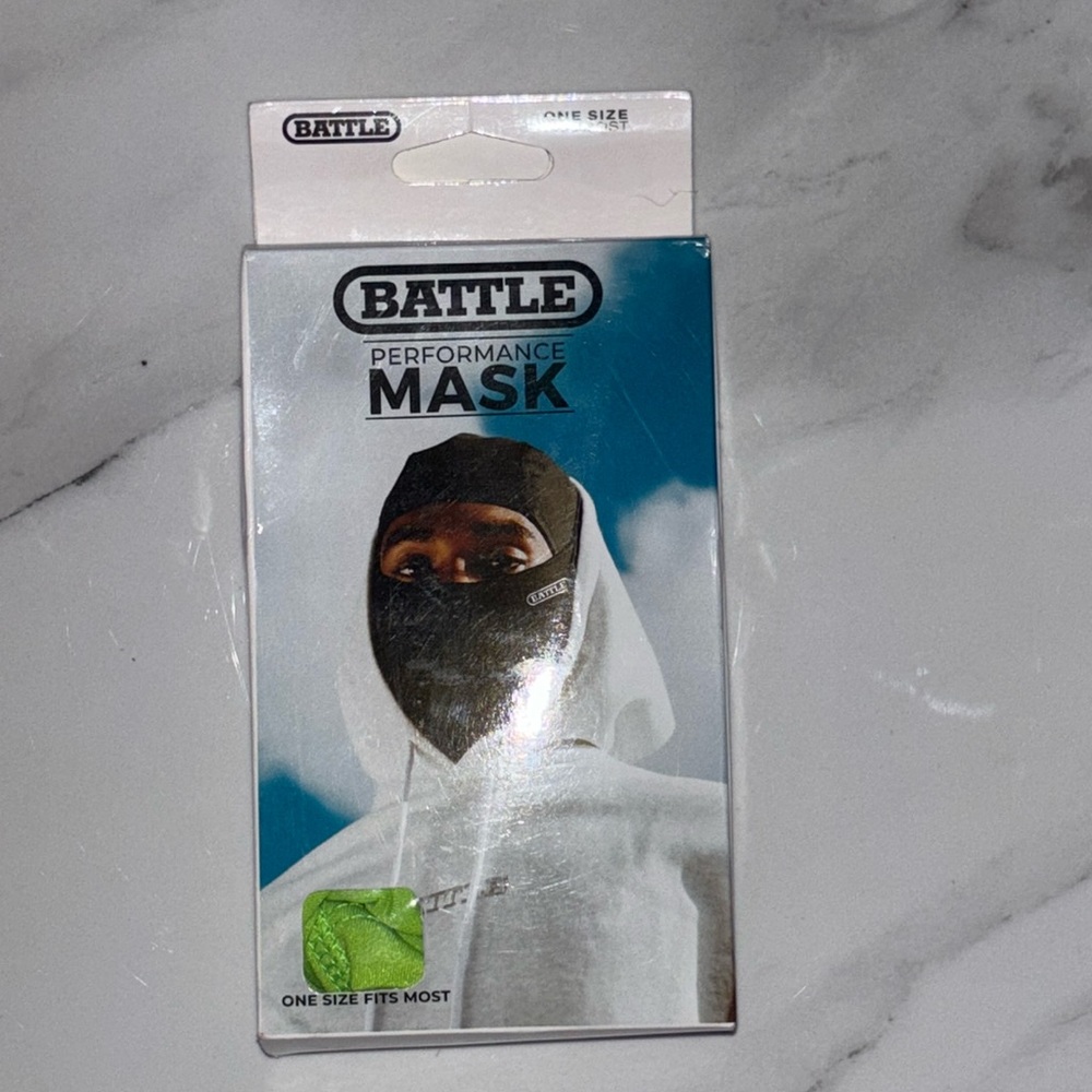 One size battle, sports performance mask universal fit green